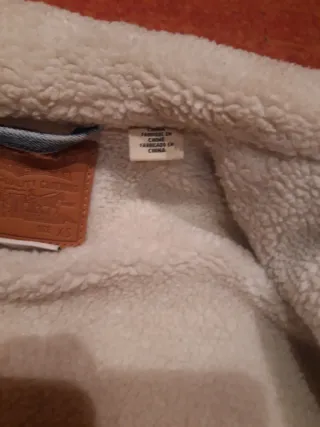 Cazadora Levi's premium borreguito XS