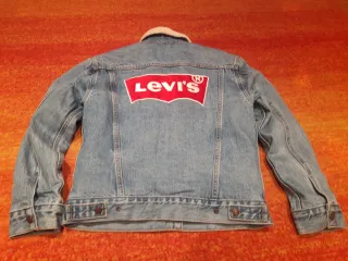 Cazadora Levi's premium borreguito XS