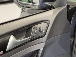 VOLKSWAGEN Golf GTI Performance 2.0 TSI 230CV BMT