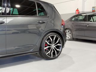 VOLKSWAGEN Golf GTI Performance 2.0 TSI 230CV BMT