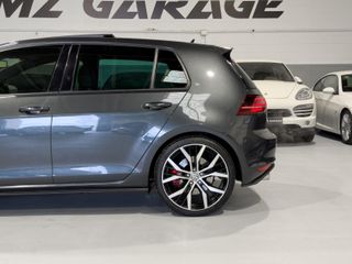 VOLKSWAGEN Golf GTI Performance 2.0 TSI 230CV BMT