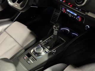 AUDI A3 Sedan S line 35 TDI 110kW S tronic