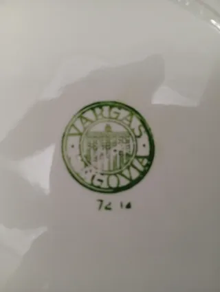 Plato hondo VARGAS SEGOVIA negro