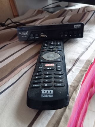 Televisión Philips con TDT y Mando