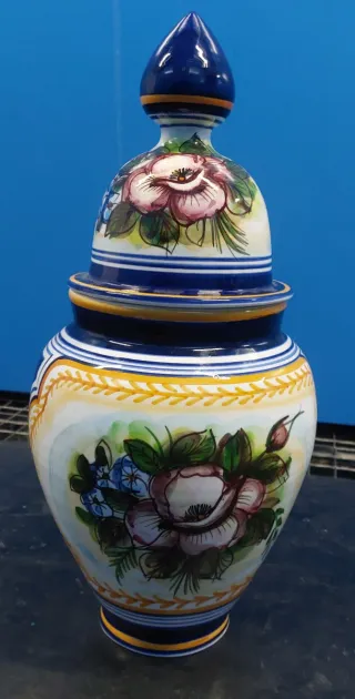 Jarrón o Tibor de ceramica de Catalina Alcaide