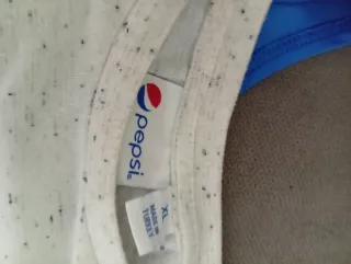 4 camisetas XL.manga corta. Todo.3€