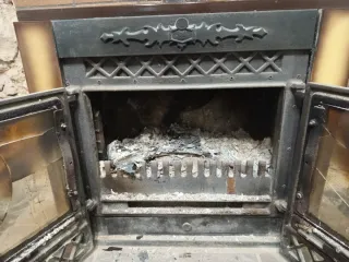 Oferta por reforma‼️chimenea de leña metálica