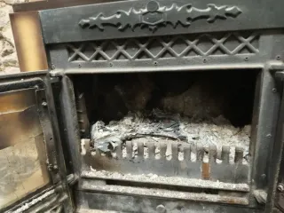 Oferta por reforma‼️chimenea de leña metálica