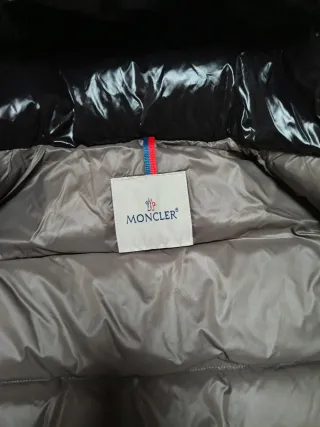 Piumino Moncler Nero Lucido
