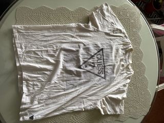 Camiseta Guess Negra Logo