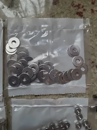 Kit 24 Viti Dadi Rondelle INOX 5x20mm