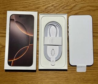 iPhone 16 Pro Max 256GB Plata