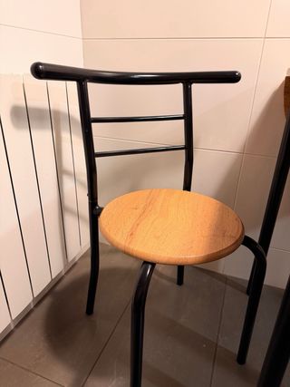Mesa y 2 Sillas Cocina Madera y Metal