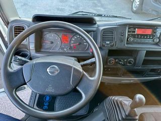 NISSAN NT400 CABSTAR 35 13/2 CONFORT 130 CAJA VOLQUETE