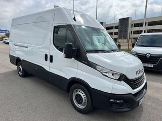 IVECO DAILY 33 S 16 V 3520 H2 156 FURGON