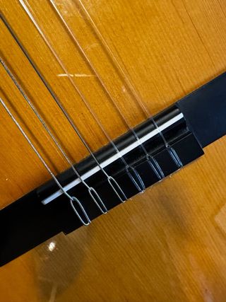 Guitarra Española Clásica afinable, buen sonido