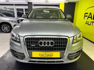 Audi Q5 quattro  2011