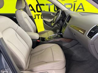 Audi Q5 quattro  2011