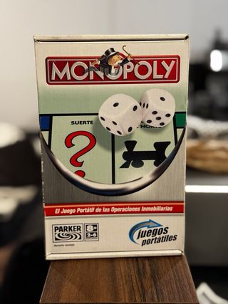 Giochi da tavolo da viaggio Cluedo e Monopoly