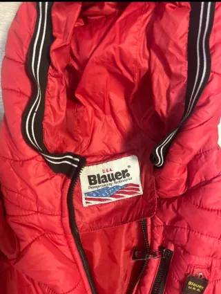 Piumino Blauer rosso con cappuccio