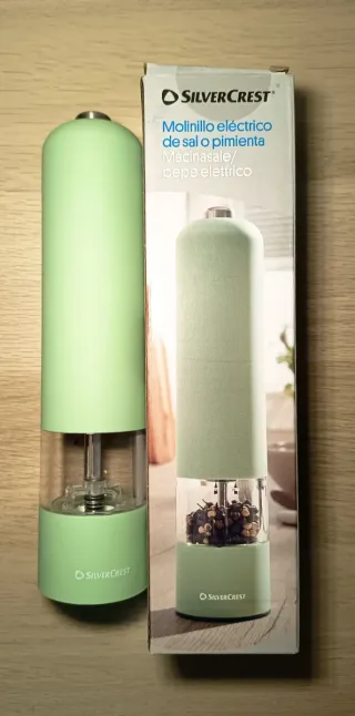 Molinillo Eléctrico Silvercrest Verde con luz