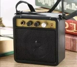 Amplificador Portátil MA-5 Guitarra/Bajo