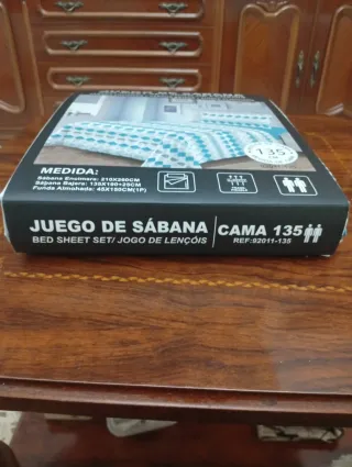 Juego sábanas 135 x 190cm verde azulado y blanco