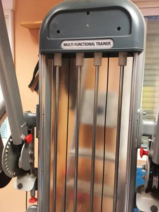 Máquina Multifuncional Gimnasi