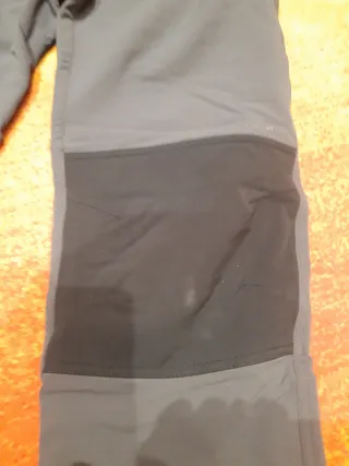 Conjunto Trangoworld y Sudadera Onddo