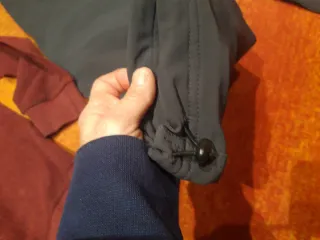 Conjunto Trangoworld y Sudadera Onddo