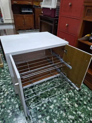 Mueble Zapatero con carriles acero inoxidable
