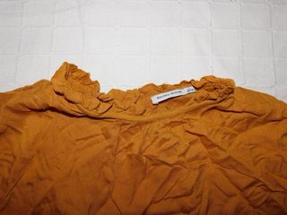 Blusa manga larga color marrón