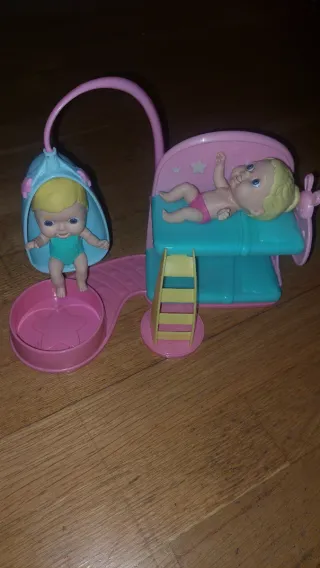 Set di gioco Amichichi con bambole e accessori