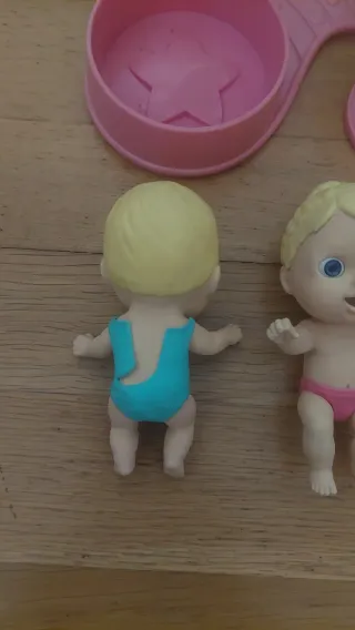 Set di gioco Amichichi con bambole e accessori