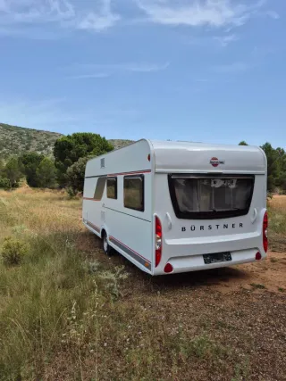 Caravana burstner premio  460ts