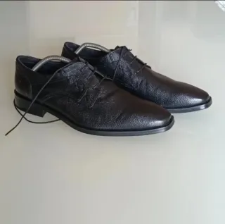 Scarpe eleganti da uomo in pelle nera