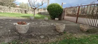 Macetas de piedra decorativas