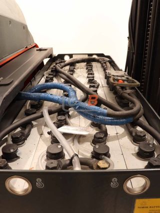 Ref. M-6012 Retráctil BT RRE 160 E