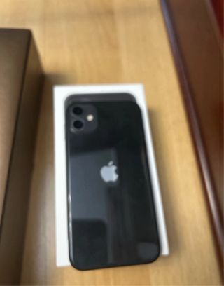 iPhone 11 Apple