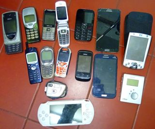 Lote de 8 Telemóveis Alcatel, Nokia, Samsung, Siemens