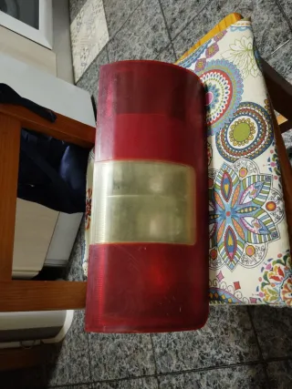 Piloto trasero Ford Tourneo Izquierdo