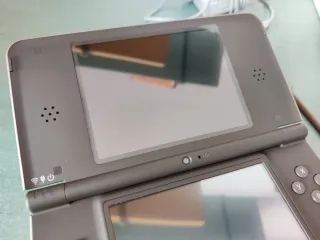 Nintendo DSi XL Nera / Marrone QUASI NUOVA