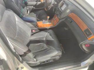 Lexus LS430 2004