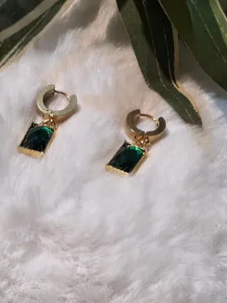 Pendientes oro con esmeralda rectangular