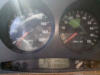 Iveco 519849 colector 504431058 daily caja cerrada