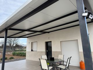 Estructuras Metálicas y Cerramientos en sandwich