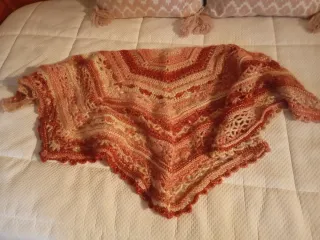 Chal crochet hecho a mano