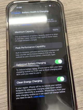 iPhone 14 Pro Morado