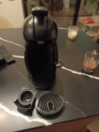 Cafetera Nescafé Dolce Gusto Negra