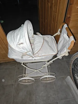 Carrello per bambole classico